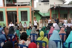 Kepala BNPB Dampingi Menko PMK dan Menko Bidang Pangan Tinjau Penanganan Banjir dan Sampah di Bekasi